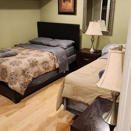 Two Bedroom Few Blocks From The Beach And Tropicana Casino Atlantic City Exterior photo