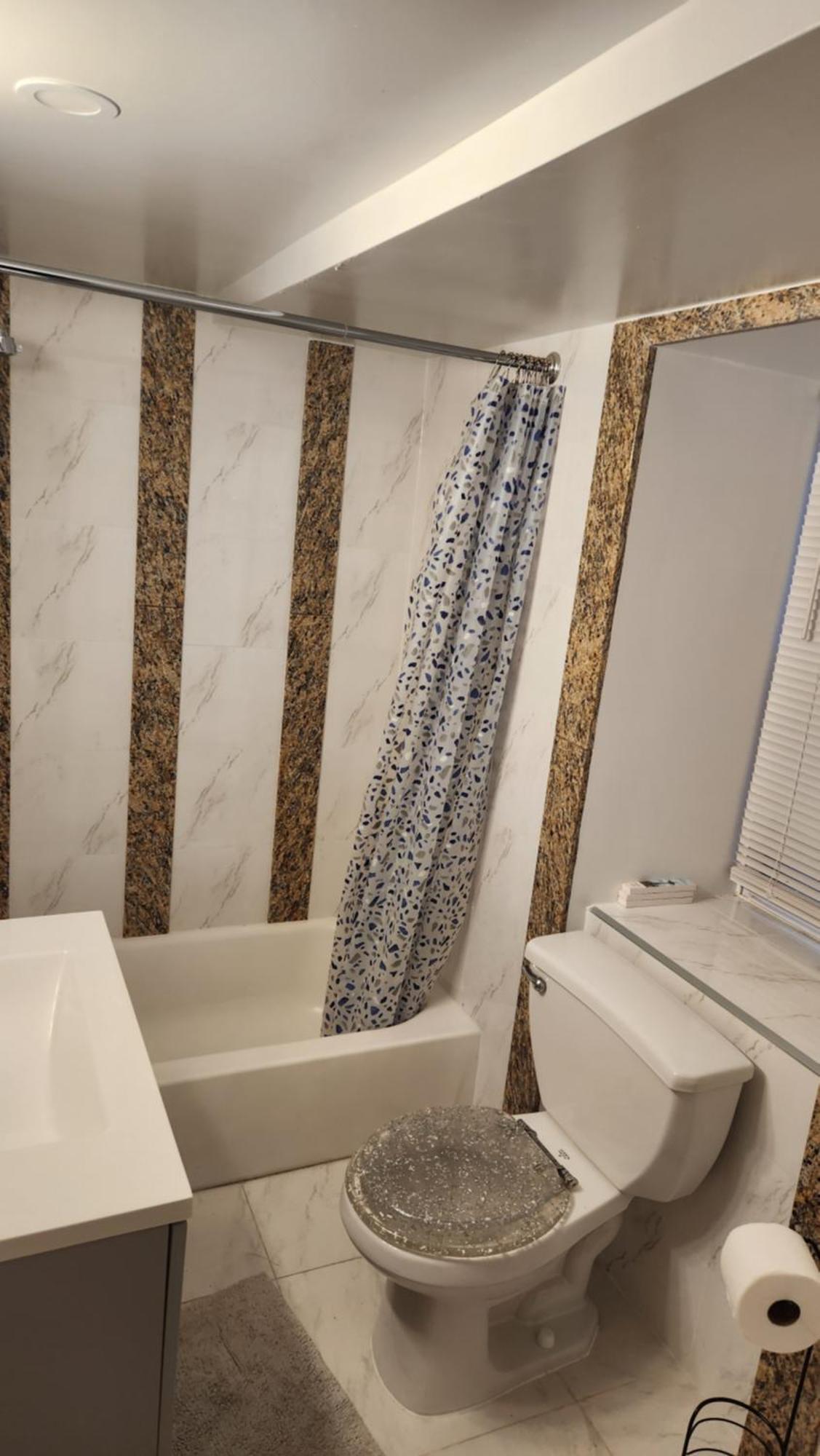 Two Bedroom Few Blocks From The And Tropicana Casino Apartment Atlantic City