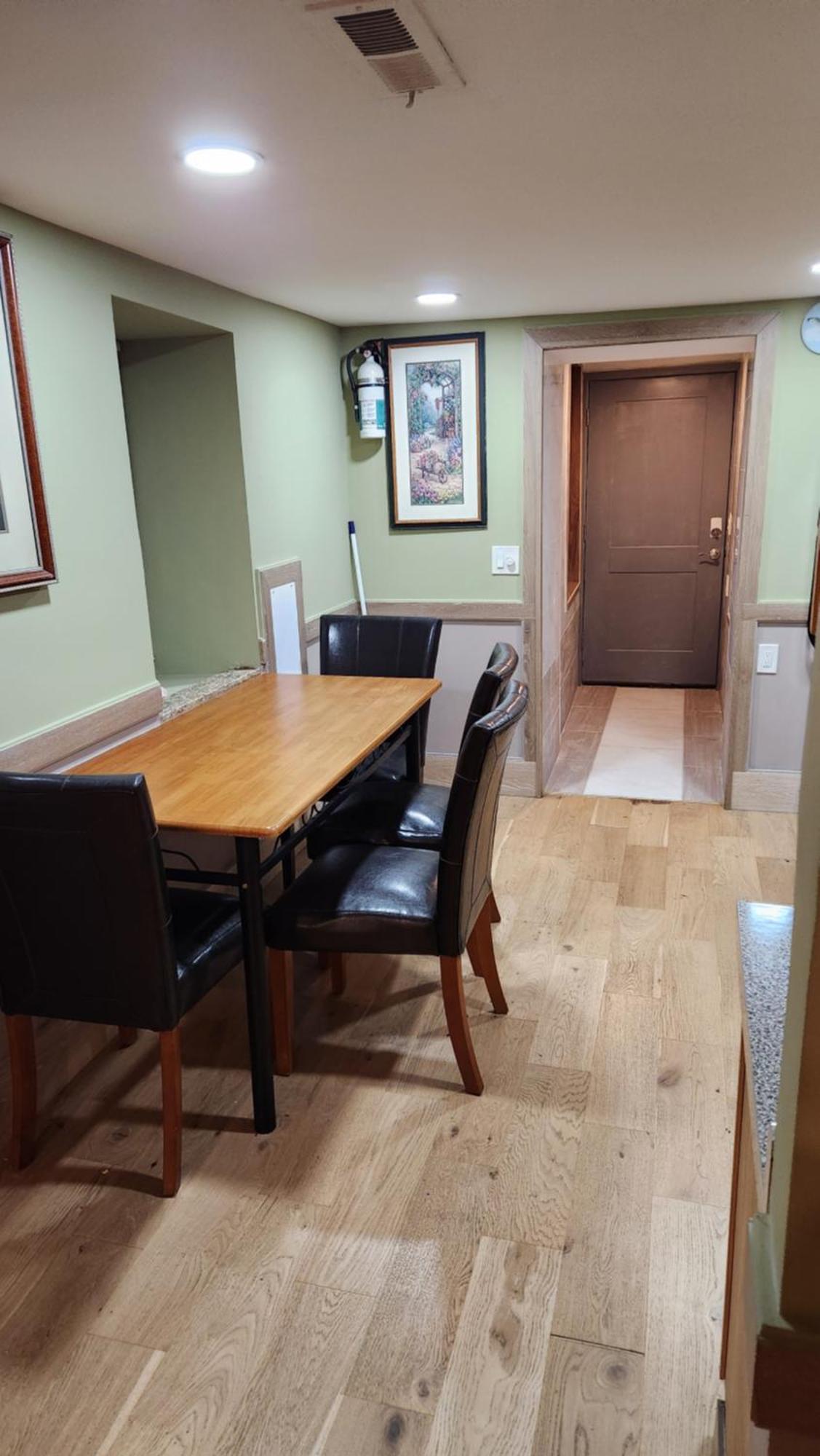 Two Bedroom Few Blocks From The And Tropicana Casino Atlantic City