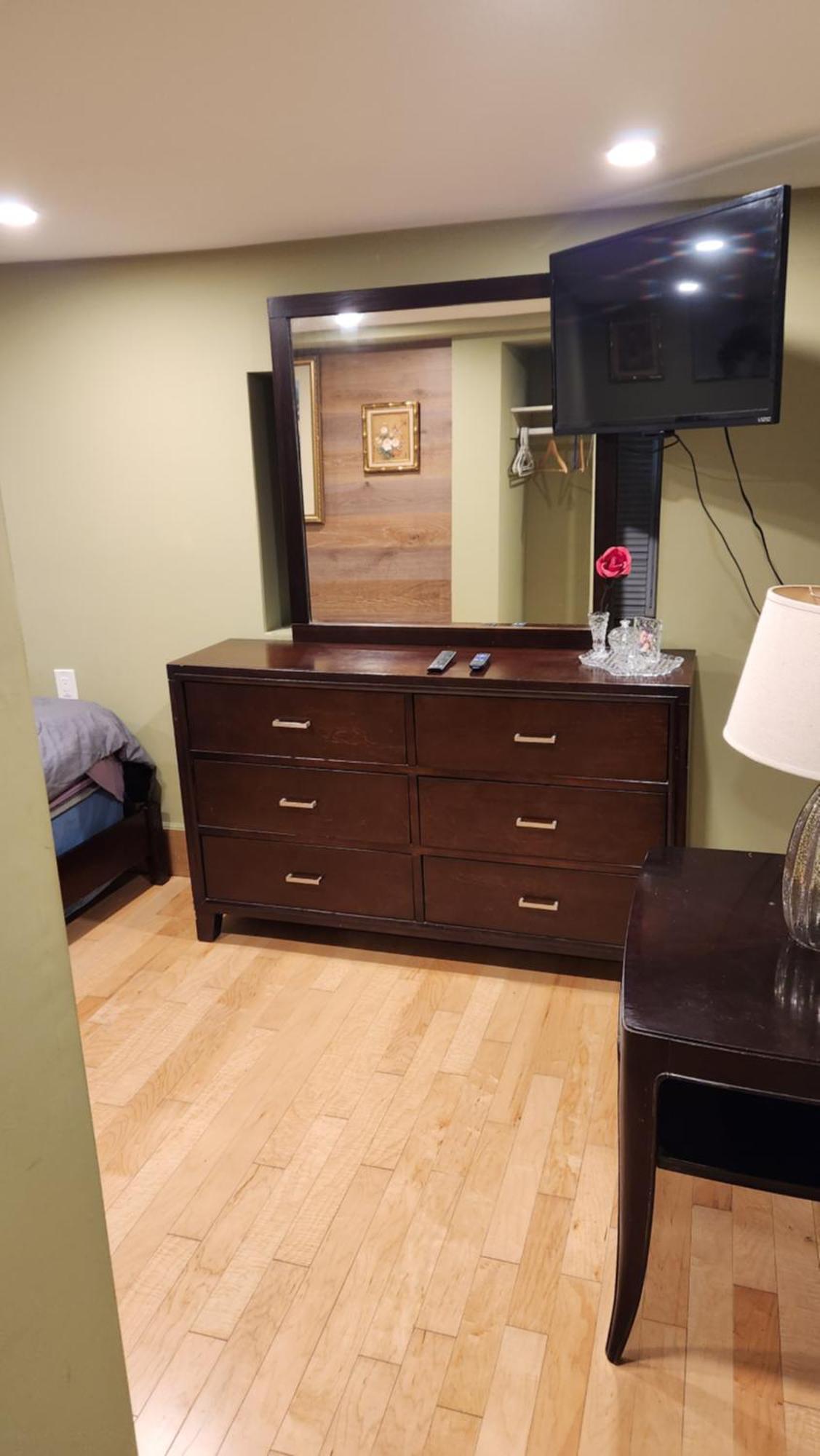 Apartment Two Bedroom Few Blocks From The And Tropicana Casino Atlantic City